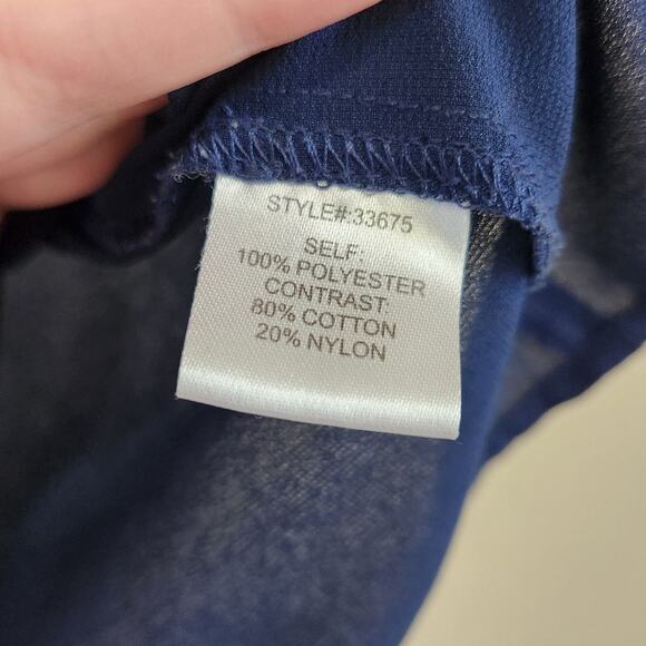 Skies Are Blue Sleeveless Embroidered Floral Blouse Keyhole Back Blue Size Small - Picture 7 of 8